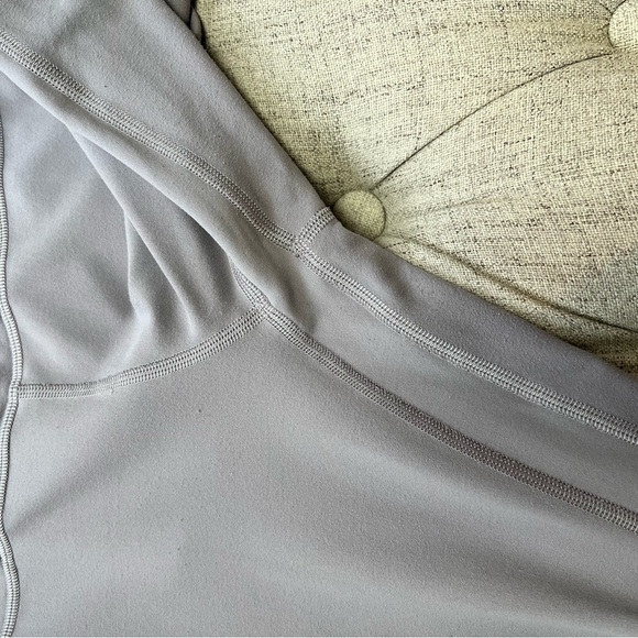 Lululemon Align High-Rise Tight 28" *Twist Waist Violet Verbena Size 4 - Picture 8 of 8